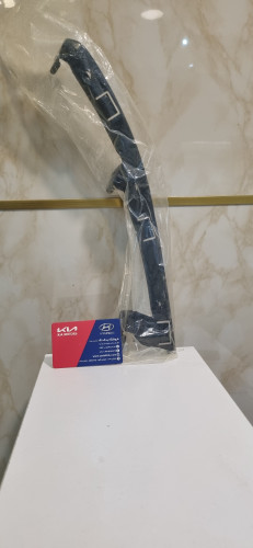 براکت یا نگه دارنده زیر چراغ سراتو سایپا سراتو کوپه سراتو آپشنال سراتو اپشنال سایپایی سراتو وارداتی هیوندی کیا ایران خودرو